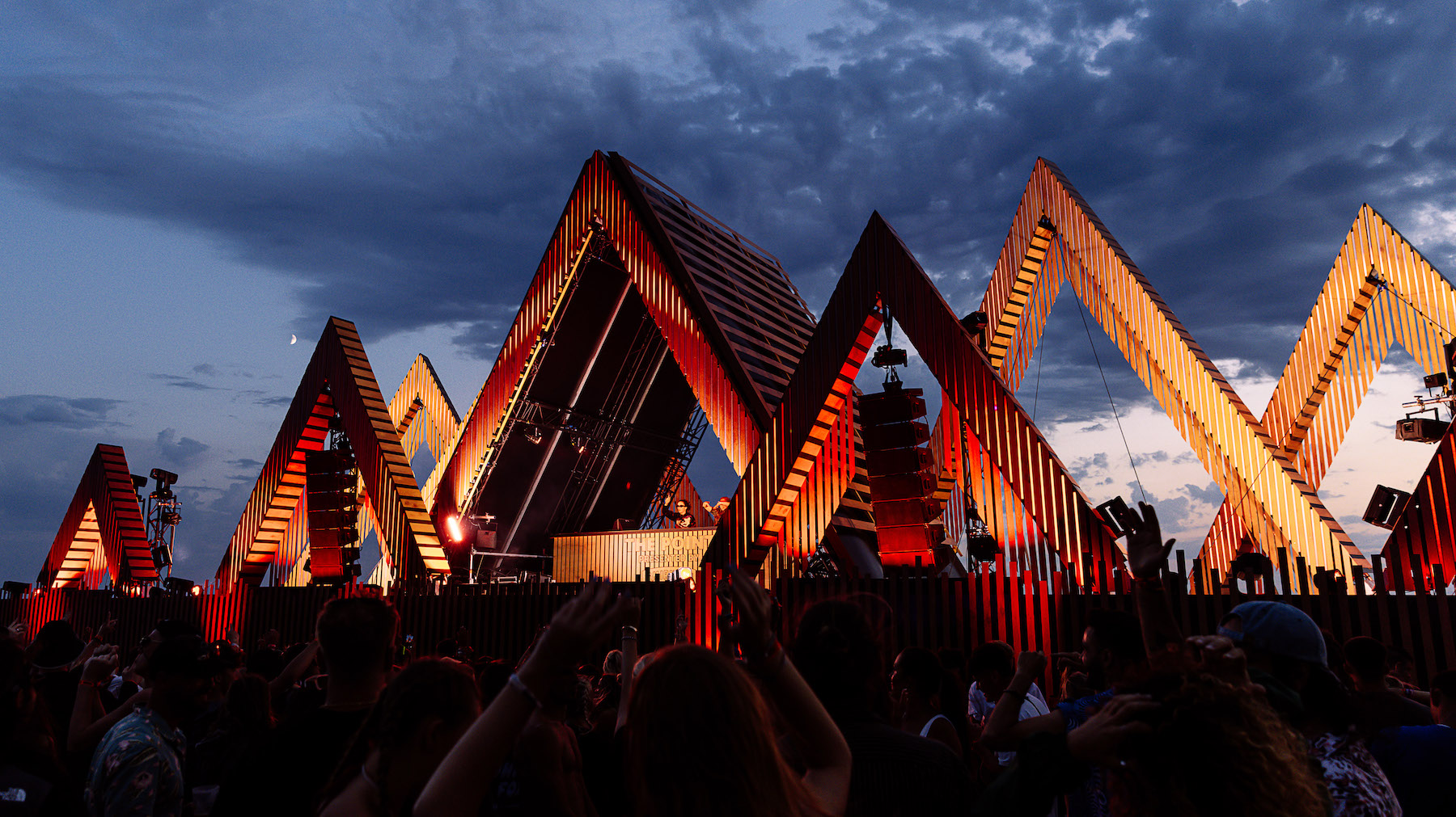 Lucid-Creates-Boardmasters-2024-Graham-Joy-Photography-2556 2