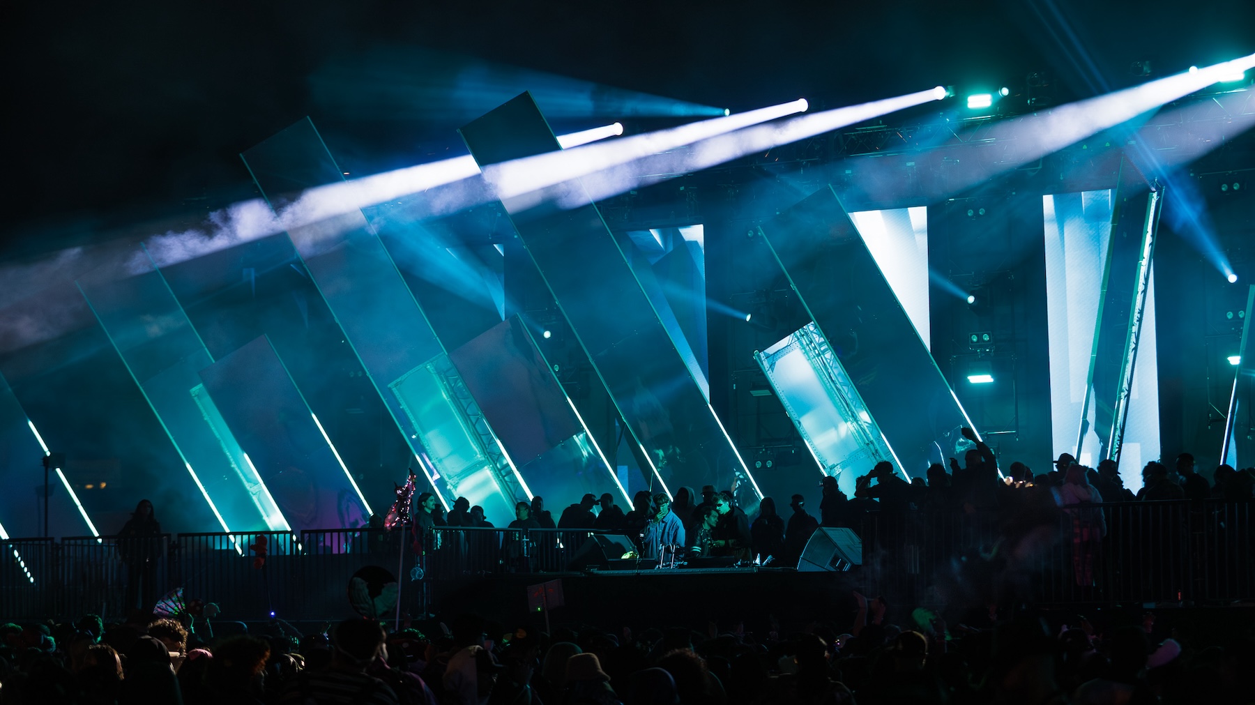 The Looking Glass Stage Beyond Wonderland So Cal 2025 by Lucid Creates